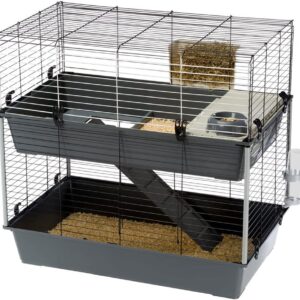 Une cage pour un lapin nain sur deux étages